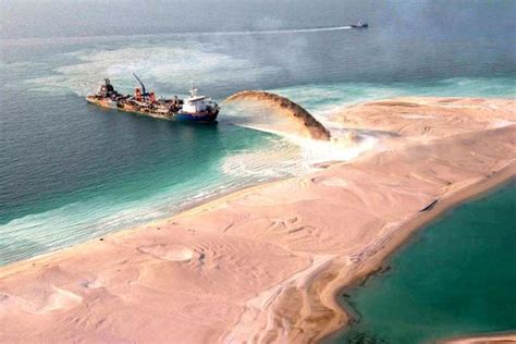 Palm Islands: An Artificial Archipelago in Dubai