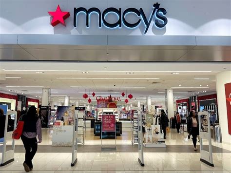 Macy's To Close 150 Stores Over 3 Years In Shift To Luxury Stores ...