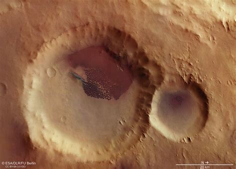 There are some stunning new images of Mars’ windswept impact craters - BT