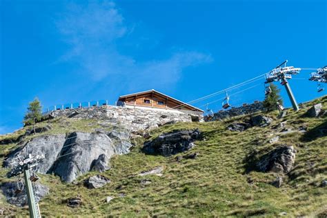 Lift facilities - Hiking trails of Gressoney