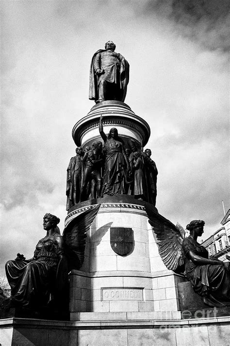 daniel oconnell statue on oconnell street Dublin Republic of Ireland europe oconnell on top of ...