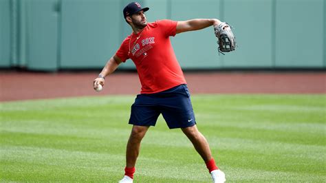 J.D. Martinez Humorously Recalls End Of His Pitching Career