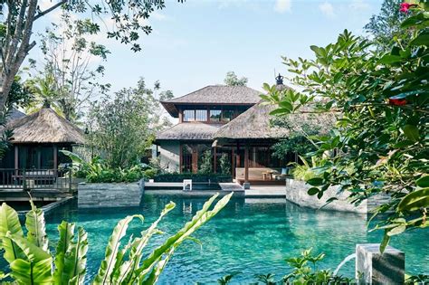 Les plus belles piscines d'hôtels à Bali | Hotels and resorts, Ubud, Resort