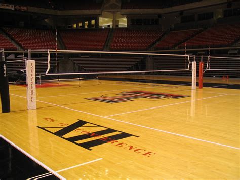 Why More Colleges Should Add Men's Volleyball as a Varsity Sport | HowTheyPlay