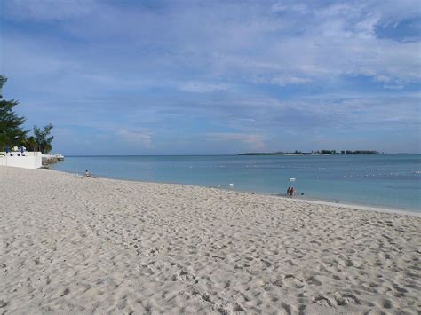 Cable Beach Bahamas 15 | Michael Gray | Flickr