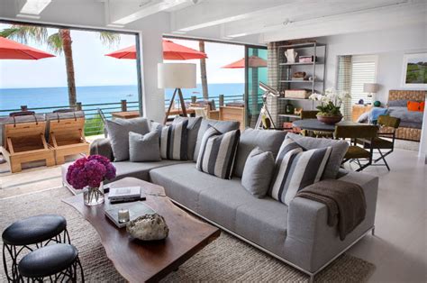 Malibu Beach House With Colorful Coastal Interior Decor | iDesignArch ...