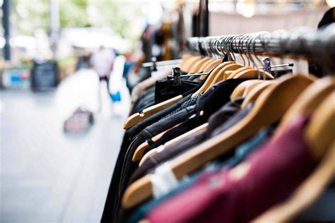 12 Compelling Reasons to Buy Second Hand Clothes – Reliked