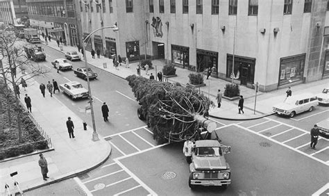 The History of the Rockefeller Center Christmas Tree, a NYC Holiday ...