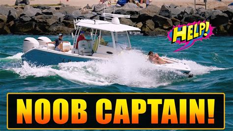 CAPTAIN SWAMPS FAMILY PLUS BOAT GOES UNDERWATER! | HAULOVER INLET ...