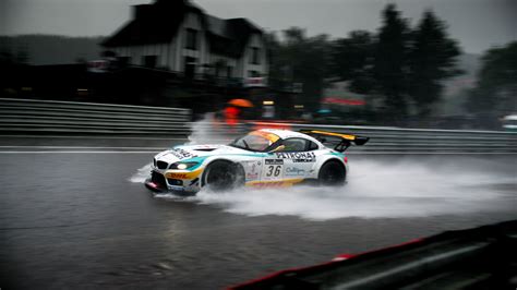 BMW Rain Race Wallpaper | HD Car Wallpapers | ID #2932