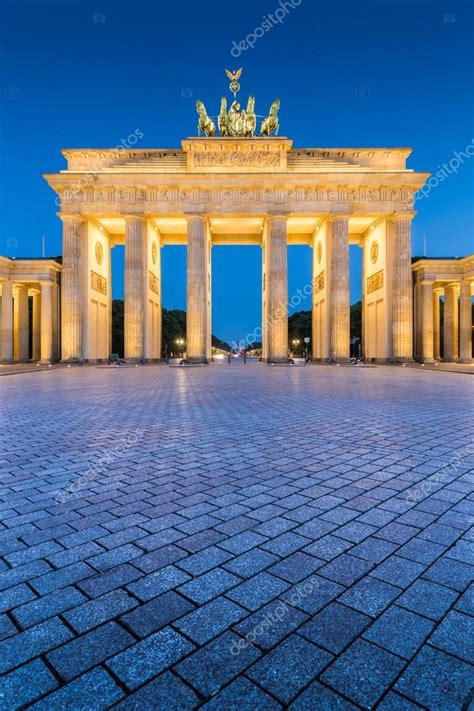 Berlin Brandenburg Gate at night, Germany — Stock Photo © pandionhiatus3 #91457522