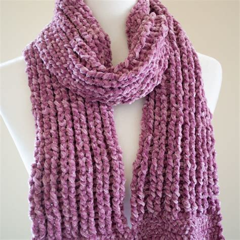 Velvet Scarf Crochet Scarf Pattern in Velvet Yarn Worsted - Etsy