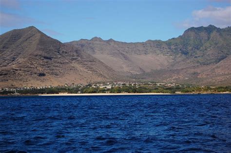 Nanakuli Beach Park, Oahu | To-Hawaii.com