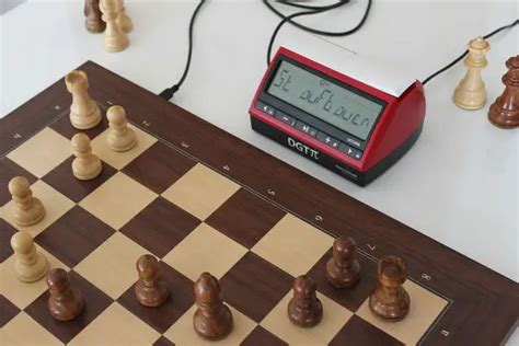 Buyer's Guide to Choosing the Best Electronic Chess Board in 2022