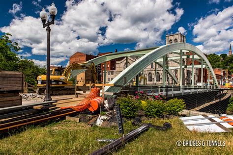 Center Street Bridge - Bridges and Tunnels