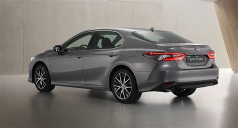 Europe’s 2021 Toyota Camry Hybrid Receives Restyled Front End And New ...