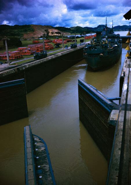 Art Print POSTER / Canvas View of Panama Canal | eBay