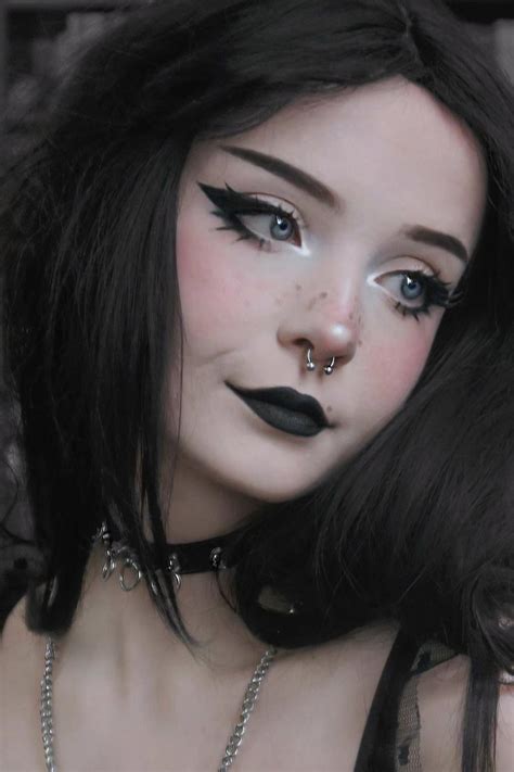 Goth Eye Makeup