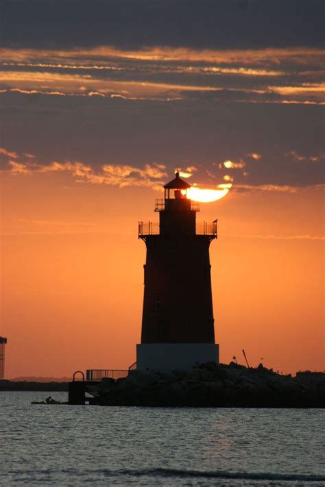 50 Best Walks in America That Every Traveler Must Explore This Winter | Indiana dunes state park ...