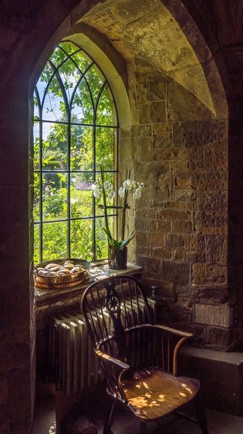 🇬🇧 Broughton Castle, Oxfordshire (England) by Bob Radlinski #window # ...