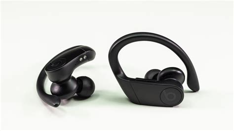 Beats Powerbeats Pro Review - Samma3a Tech