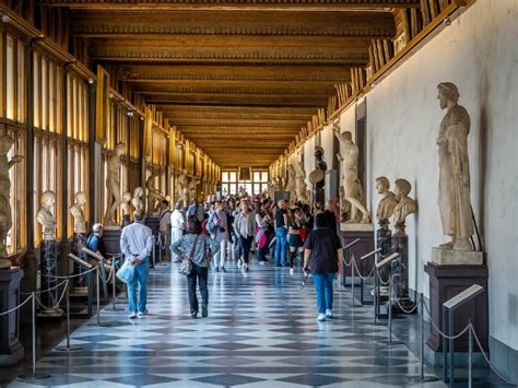 Private Tour - 3-Hours Guided Visit of The Uffizi Gallery in Florence