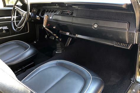 1970 PLYMOUTH GTX CUSTOM COUPE - Interior - 224272