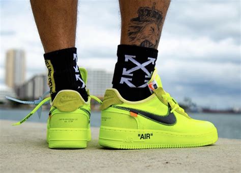 Off-White Nike Air Force 1 Low Volt AO4606-700 Release Date - SBD