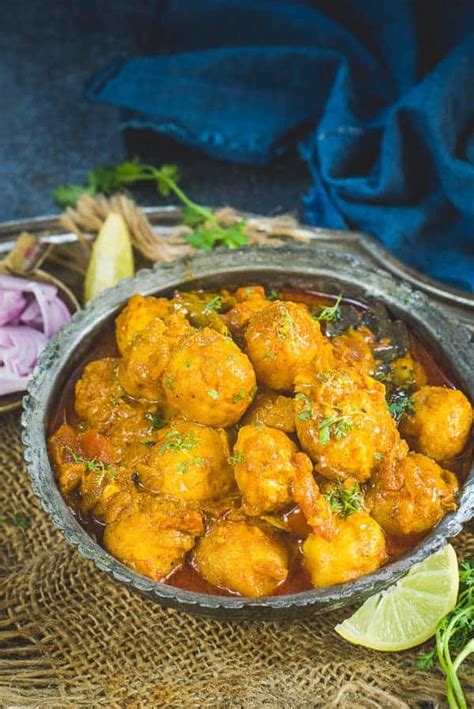 Traditional Bengali Dum Aloo Recipe (Step by Step) - Whiskaffair