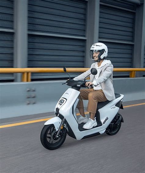 Honda Rolls Out Super Affordable U-GO Electric Scooter, Made for Urban ...