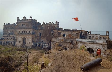 Jatara Fort, Madhya Pradesh, India : r/castles