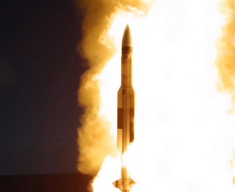 Standard Missile > United States Navy > Displayy-FactFiles