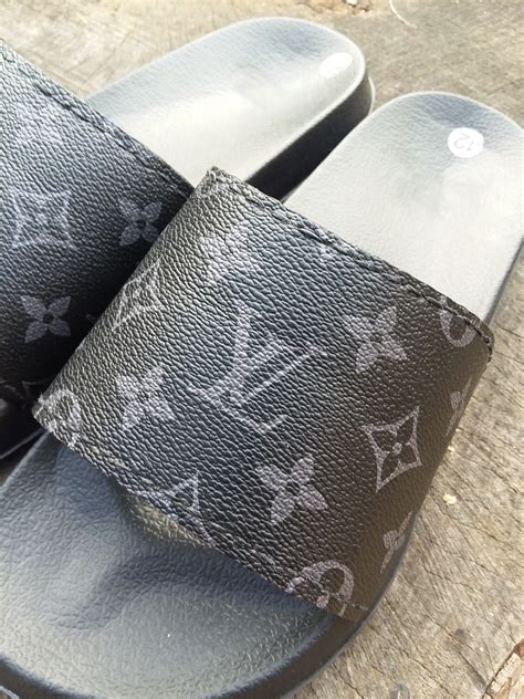 Women LV Eclipse Louis Vuitton Slides on Black Sole