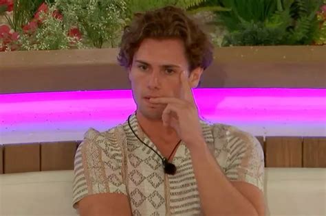 Love Island fans have some harsh advice for Joe as he pines for Lucie ...