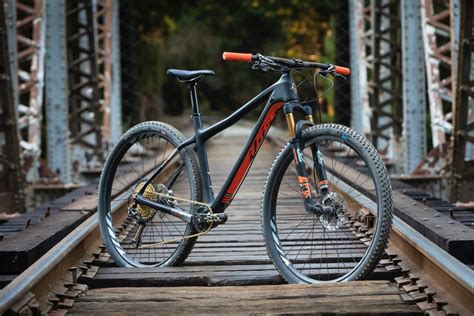 Ibis DV9 carbon hardtail ready to race — or shred - Mountain Bike Review- Mtbr.com