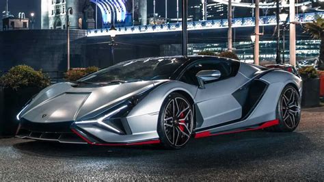 London dealer delivers two new Lamborghin Sians