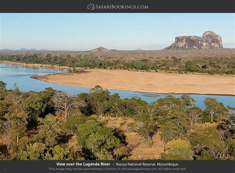 Niassa Photos – Images & Pictures