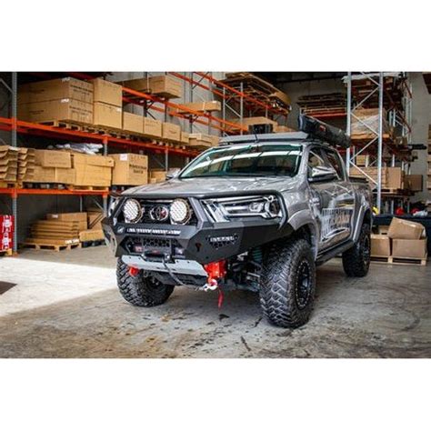 OFFROAD ANIMAL TORO BULL BAR - TOYOTA HILUX 2020 (MY21) ON – Select 4WD