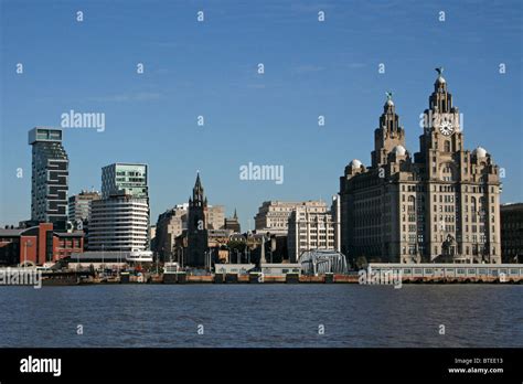 Skyline liverpool building hi-res stock photography and images - Alamy