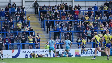 Warrington Wolves - Gallery: Warrington v Wakefield