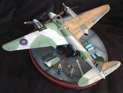 Revell 1/32 de Havilland DH98 Mosquito Mk IV, Built as a PR IV | Large ...