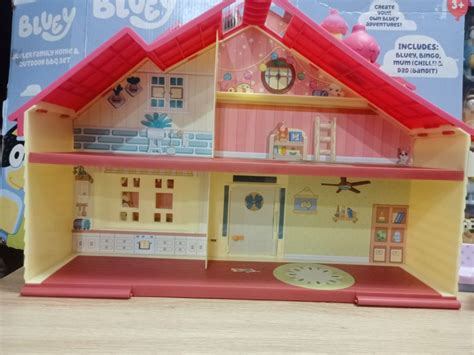 Bluey Playhouse set on Carousell