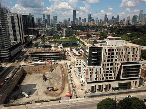 Several Projects Progressing at East End of Regent Park Revitalization | UrbanToronto