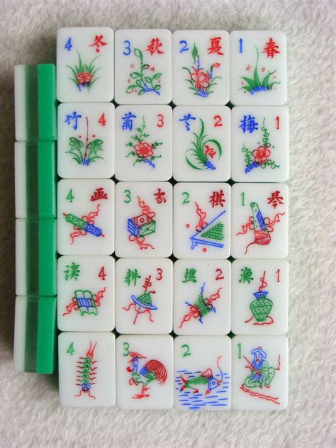 Hand Carved Tri-color Mahjong Tiles: Some Flower Tile Interpretations Part 1 – Mahjong Treasures