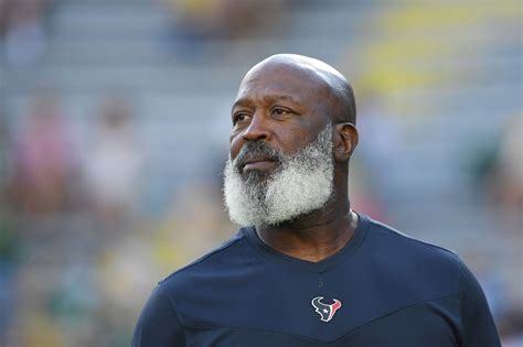 Everything you should know about next Texans head coach Lovie Smith