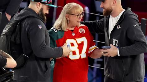 Momma Kelce Comes Clean On Why She and Now Ex-Husband Ed Stayed ...