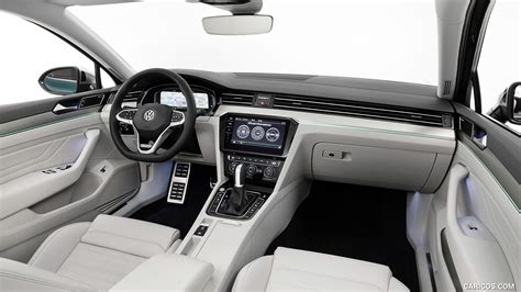 Volkswagen Passat Alltrack (EU-Spec) | 2020MY | Interior