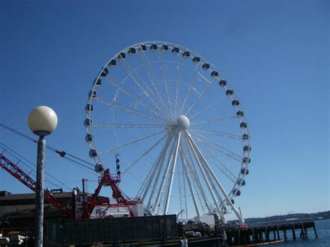 Seattle Waterfront's Pier 57 Ferris Wheel by VoyagerHawk87 on DeviantArt