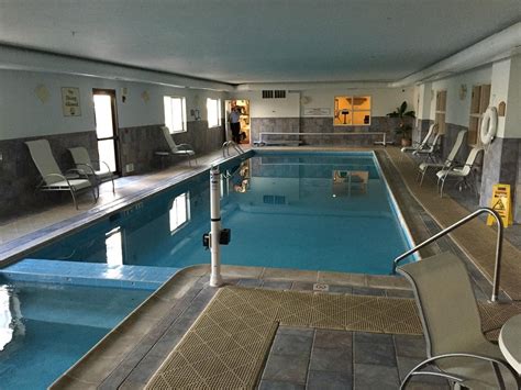 Best Western Vista Inn Pool Pictures & Reviews - Tripadvisor