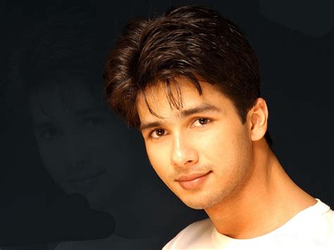 Shahid Kapoor Photos - 25+ Pictures You May Have Missed - SheClick.com